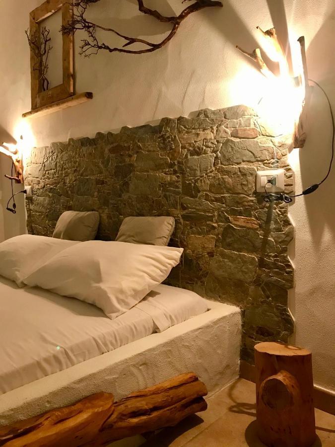 I Ginepri Bed & Breakfast Teulada Bagian luar foto